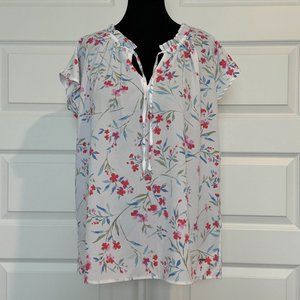 Nautica Women's White and Pink Floral Flutter Sleeve Blouse, Pretty Flower Top